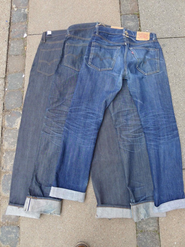 The Ultimate Guide: How to Wash Raw Denim and When to Wash Raw Denim - ZEVA  DENIM