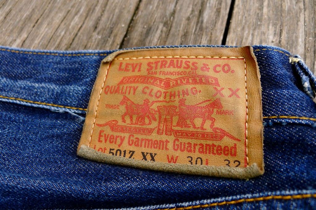 Levi's Vintage Clothing 1954 501Z XX Red Selvage Denim 12oz (Ramble Blue) -  Consortium.