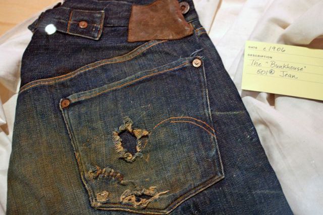 The Story Behind the Official Fifth Pocket - Levi Strauss & Co : Levi  Strauss & Co